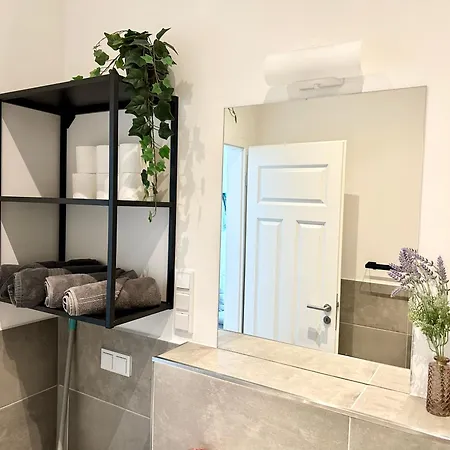 Cozy, Zentrumsnahe 2-raumwohnung Appartement